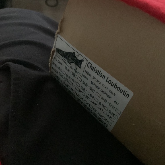 Barely worn all original Original box original bag main image 8